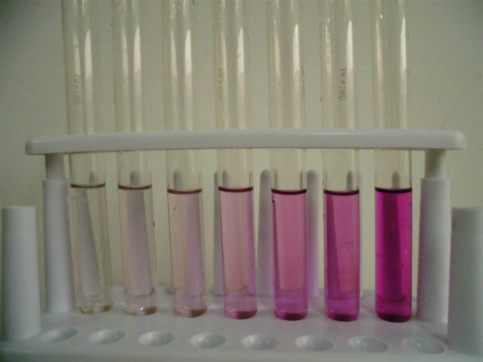 potassium-permanganate-solutions-laboratory-web.jpg